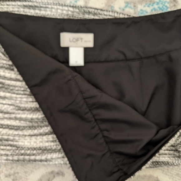 Loft Black and White Skirt Size 2 Petite - Picture 6 of 6